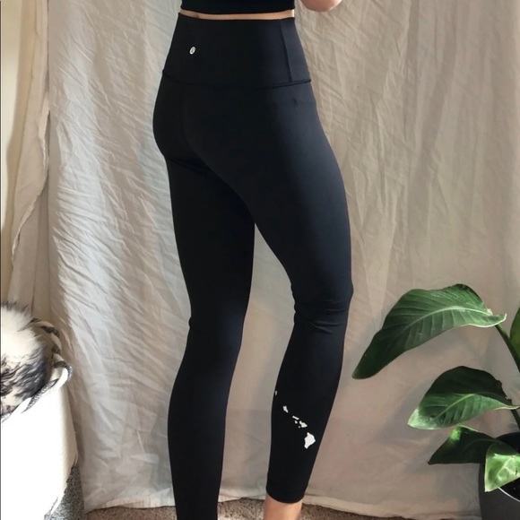 rare Hawaii Islands aloha lululemon leggings size 0, 4, 6, 8, 10, 12 - Picture 4 of 5